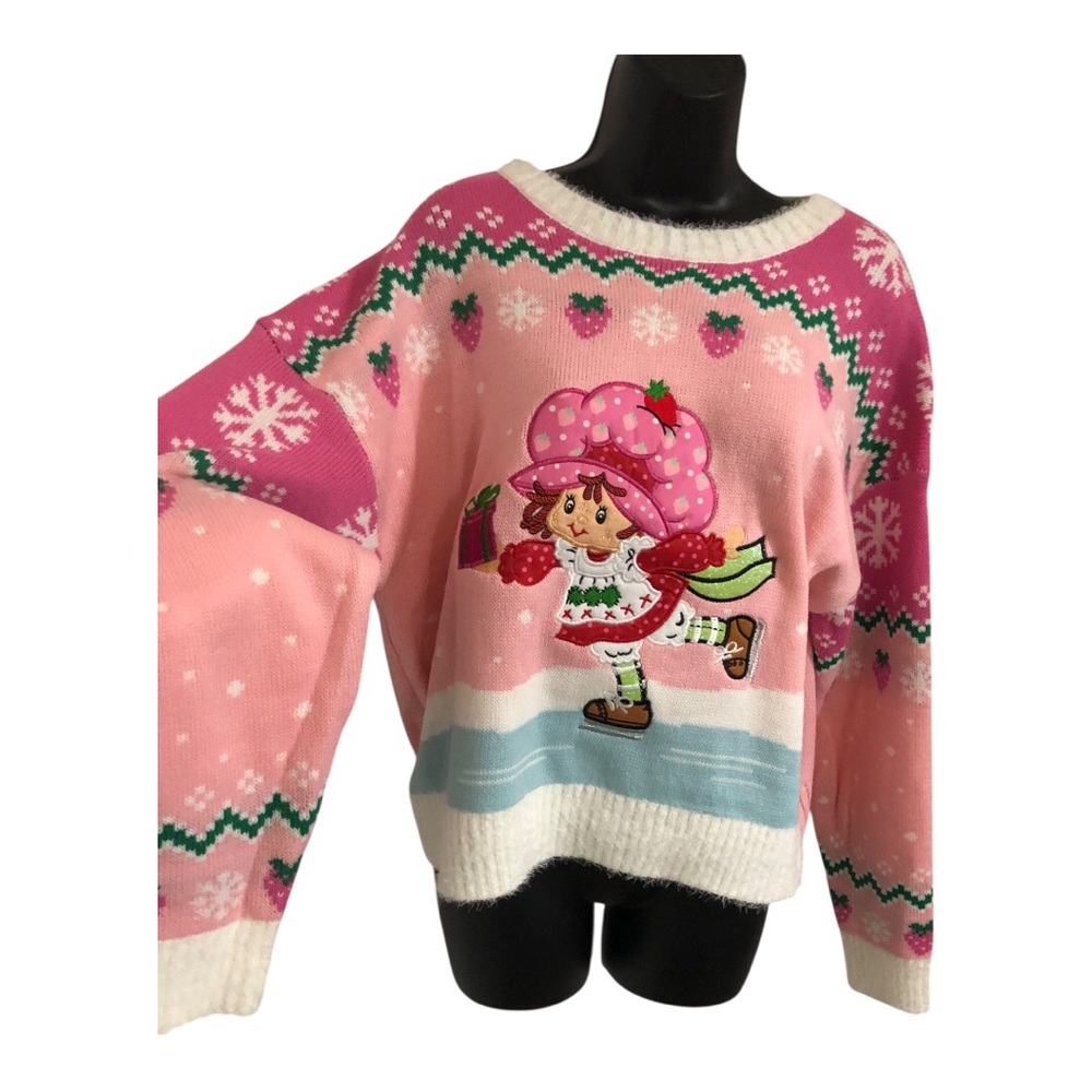 Strawberry shortcake on skates strawberry snowflake Christmas sweater size XL‎